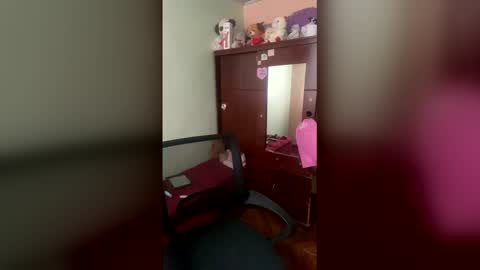 gatita_033 online show from April 17, 12:19 pm