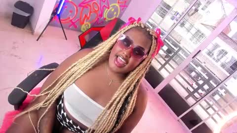 geanna_rose online show from September 17, 4:45 pm