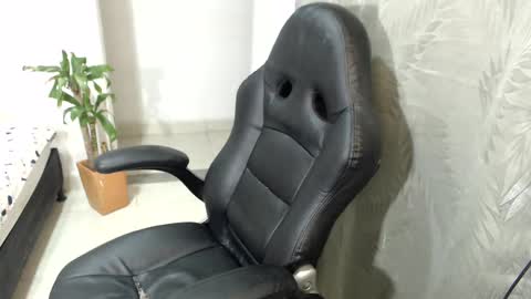 Ariana Sophia.  online show from December 26, 5:47 am