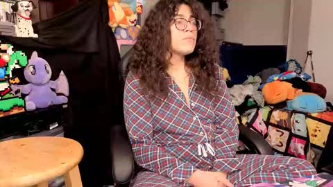 glaceon9 online show from December 20, 3:01 am