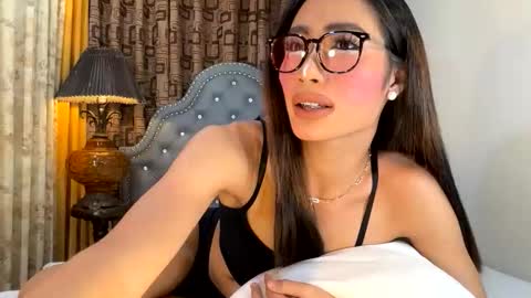 gleiahong online show from March 28, 3:25 pm