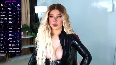 Lyka Fox online show from February 26, 2:04 am