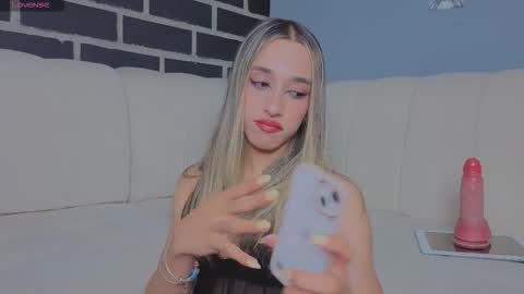 goddivaa online show from March 21, 3:52 am