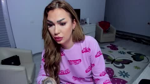 Nicole.. online show from February 10, 4:30 am