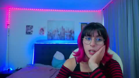 goth_minerva online show from February 19, 2:24 pm