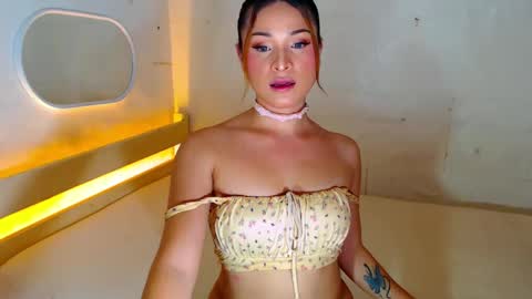 Snapshot of heavenlypleasurexx chatting on January 26, 5:02 am HEAVEN online show from January 26, 5:02 am