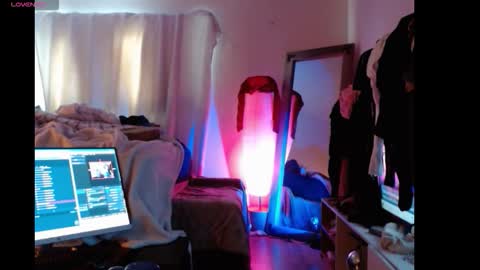 hevin69 online show from February 5, 9:20 pm