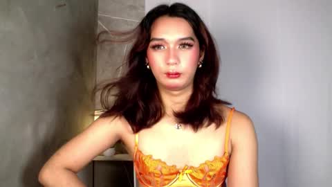 Hoelymorri online show from September 27, 9:46 pm