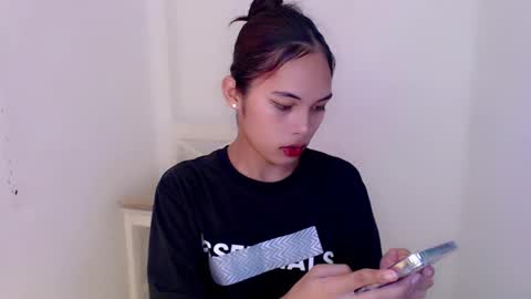Snapshot of hot_falling_devilxx chatting on December 18, 10:30 am online show from December 18, 10:30 am