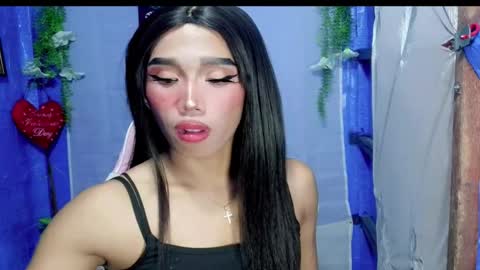 Khianna online show from March 9, 1:37 pm