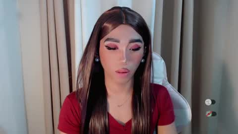 Khianna online show from July 20, 3:14 pm