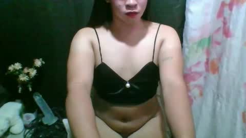 hotwild4uxx online show from January 13, 3:31 pm