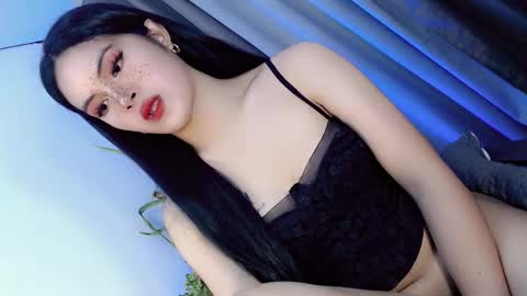 Yhanie online show from March 10, 11:30 pm