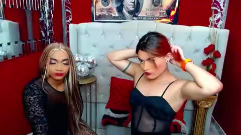 iam_smithh online show from December 4, 2:09 pm