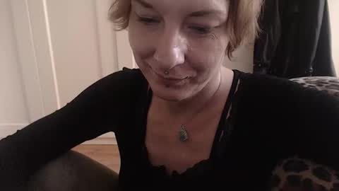 Ifk Donkeys online show from October 8, 2:40 pm