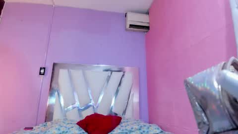 im_brittany_333 online show from June 3, 11:51 pm