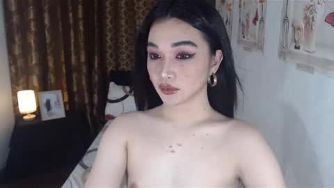 indestructabletrixie online show from March 11, 2:07 pm