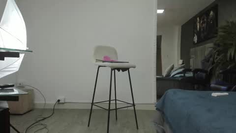 Isa Lancaster online show from October 25, 9:10 pm