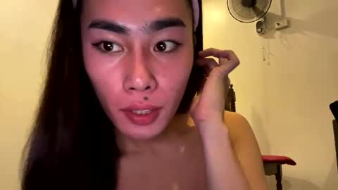 its_me_vanesa online show from December 1, 11:40 pm