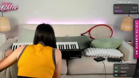 itschloelaurent online show from June 19, 8:24 pm