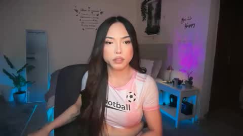 KendraX online show from April 1, 6:38 pm