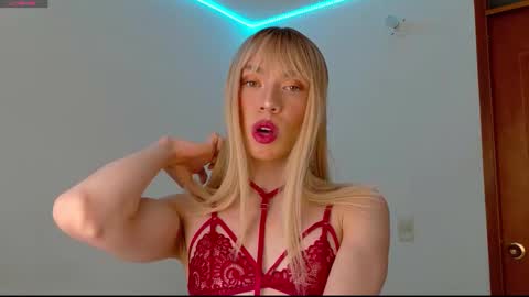 Ivonny online show from January 7, 8:01 pm