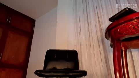 JADDYK  online show from March 5, 8:27 pm