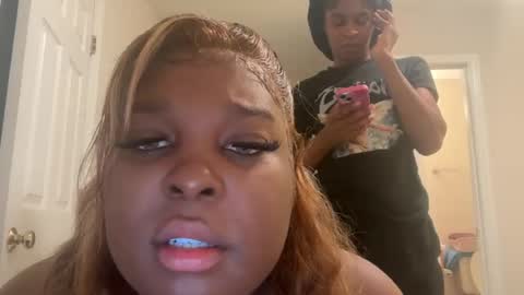 jassyygoddess online show from August 5, 5:57 am