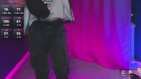 Jean online show from December 5, 11:16 am