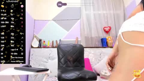 Snapshot of jeffhito69 chatting on October 10, 6:58 am TRANDIRTY online show from October 10, 6:58 am