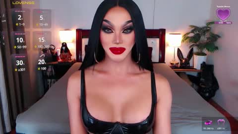 Queen Jenifer online show from March 22, 11:26 am