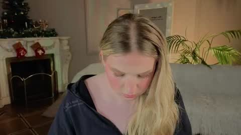 jes_solar online show from December 19, 3:12 am