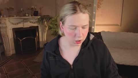 jes_solar online show from January 14, 9:13 pm