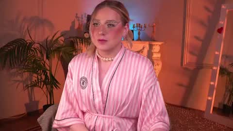 jes_solar online show from April 18, 10:10 pm