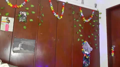 Jessica online show from February 6, 9:15 am