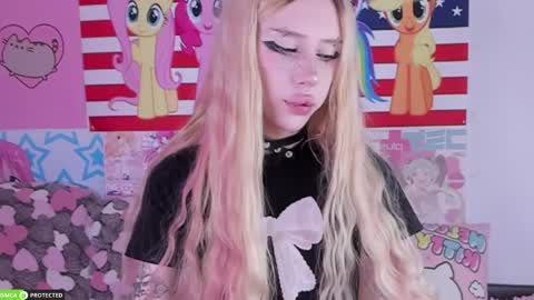 Joy Barker online show from April 17, 8:17 am