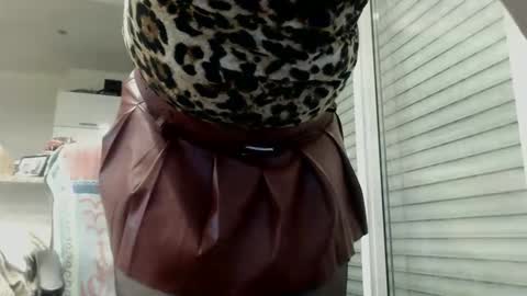 juliana online show from January 5, 7:07 pm