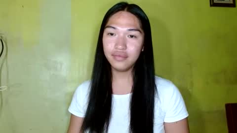 KYANA online show from December 14, 5:03 pm