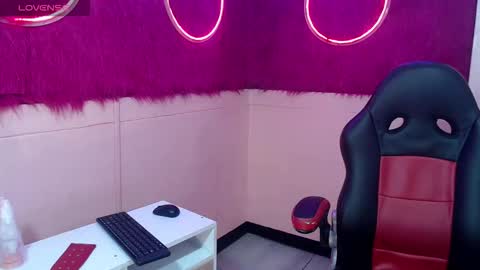 katy_cat__ online show from February 10, 3:35 am