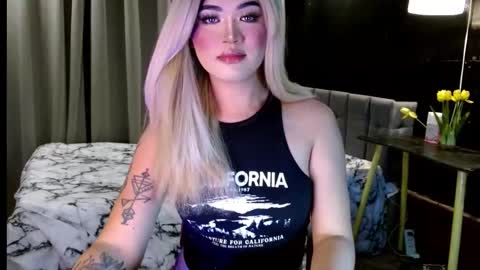 katykiat online show from October 25, 7:25 am