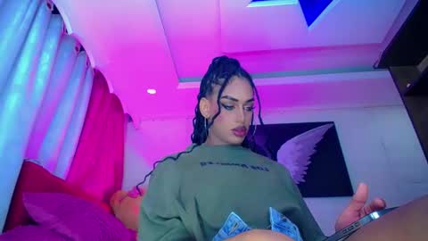 kayla_sexx online show from December 13, 11:54 pm