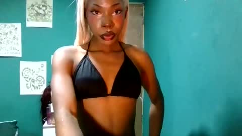 keisha online show from August 9, 8:35 pm