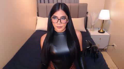 kelsie_silva online show from November 27, 9:49 pm