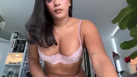 Hi Im kendra- onlyfans. isab2896 online show from May 24, 7:00 pm