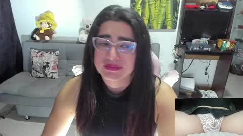 Khalifa Kasumi online show from April 18, 8:05 am