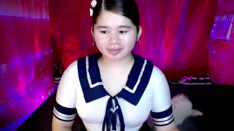 Your SweetGirl Ts online show from February 15, 4:49 pm