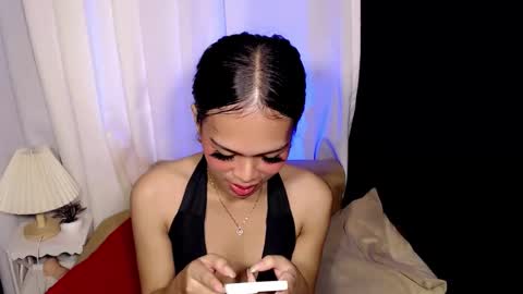 Reyna online show from December 19, 2:28 am