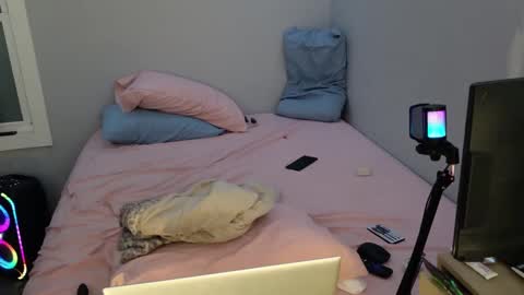 Snapshot of kirkcammerman1 chatting on January 5, 7:17 am Onya online show from January 5, 7:17 am