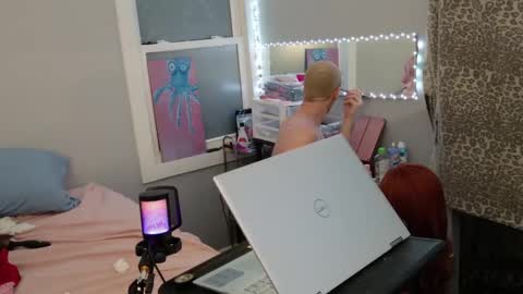 Snapshot of kirkcammerman1 chatting on February 27, 9:00 am Onya online show from February 27, 9:00 am