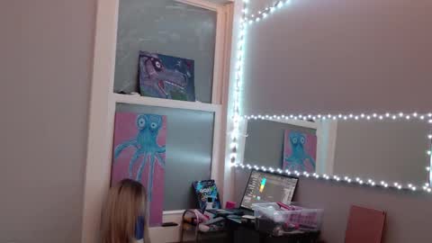 Snapshot of kirkcammerman1 chatting on March 7, 8:27 am Onya online show from March 7, 8:27 am